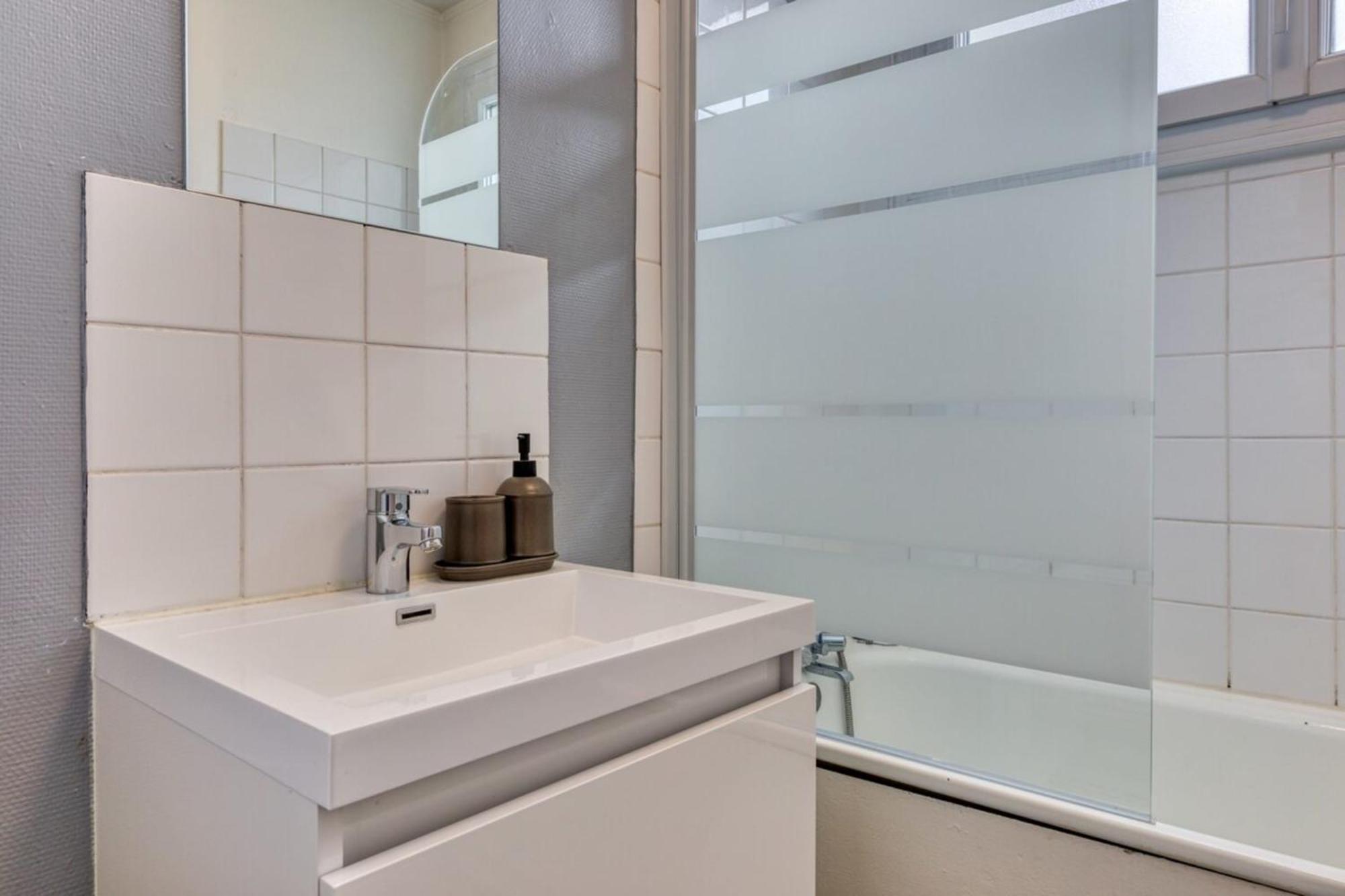 Olivia Studio Avec Place De Parking Rouen Ngoại thất bức ảnh